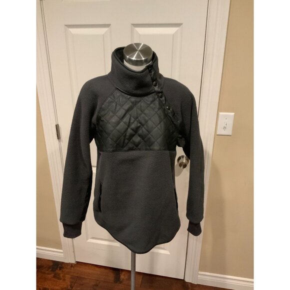 Abercrombie & Fitch Asymmetrical Button Black Fleece W/ Quilted Front, Size M - Picture 1 of 6